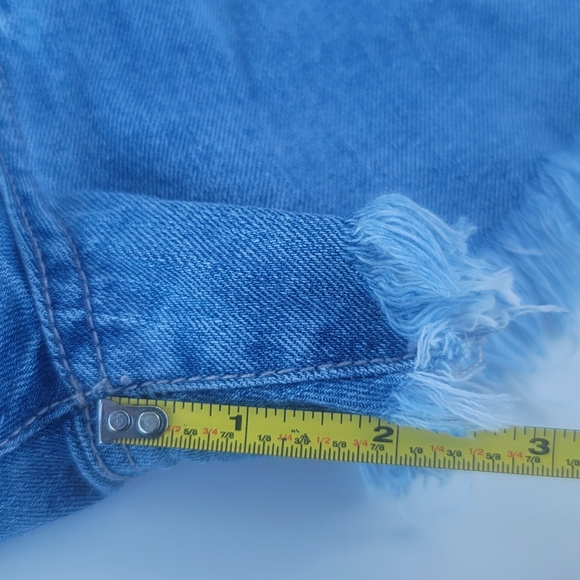 High Rise Jean Shorts Denim Cutoff Five button Refuge Charlotte Russe - Picture 6 of 9